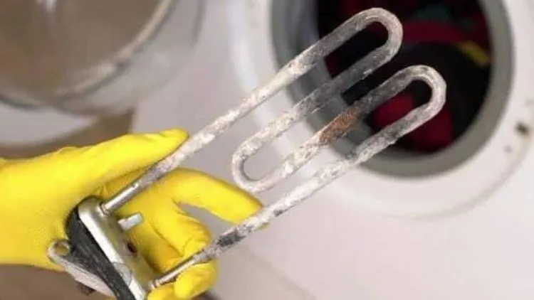 L'Ennemi Silencieux de Votre Plomberie à Annemasse et Annecy : Le Calcaire