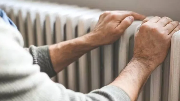 Guide complet sur la purge de radiateur à eau pour un chauffage optimal en Haute-Savoie.